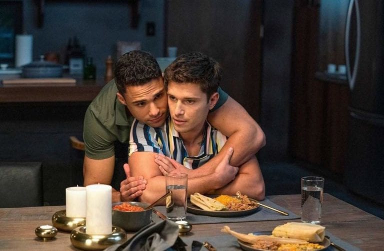 T'etais Amoureux D'elle Les Gens M'ont Dit L’acteur de la série 911 fait un coming out bisexuel | Fugues