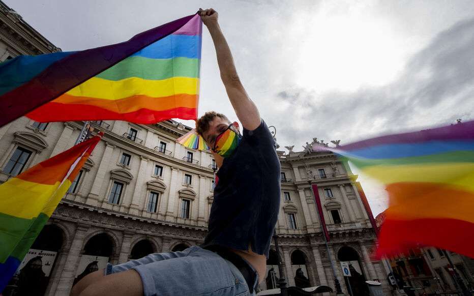 La regione Lazio ritira la sponsorizzazione del Pride of Rome
