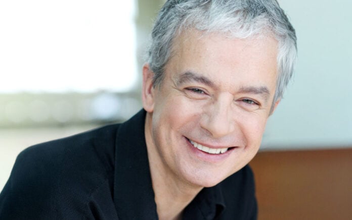 Carl_Bechard_c_Julie_Perreault