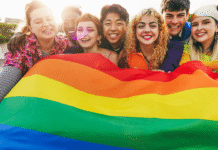 Jeunes et diversité sexuelle : une génération qui redéfinit la liberté d’être ?