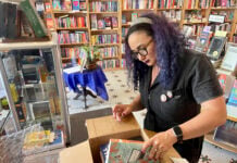 États-Unis : près de 12 000 interdictions de livres dans les écoles, les sujets LGBTQ+ particulièrement visés